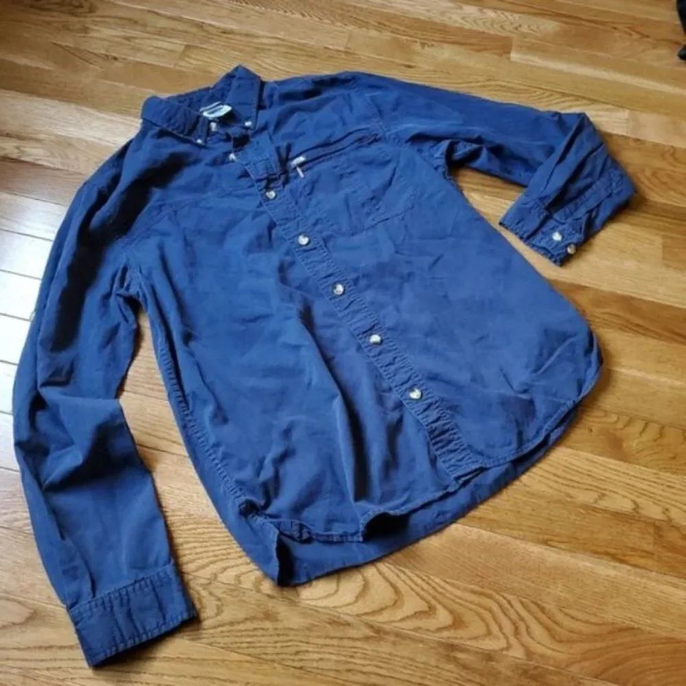 North Face Blue Button Down Shirt - Picture 5 of 9